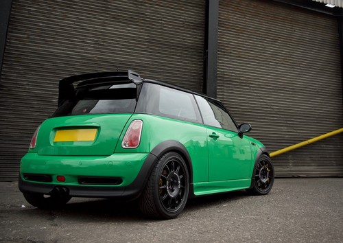 Spoiler orranje wing stile - g-wing,